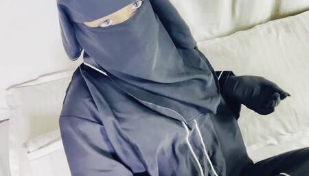 Desi young cheating wife Shabana bhabhi wearing a abaya hijab fucking hardcore indian boy webseries