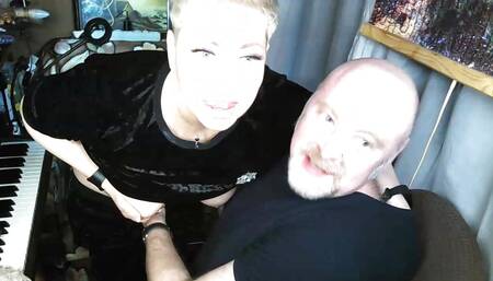 The fun of a mature married couple on the cramped balcony of a Moscow apartment-4...