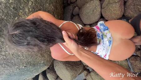 Caught a Half-naked Girl on a Beach and Fucked