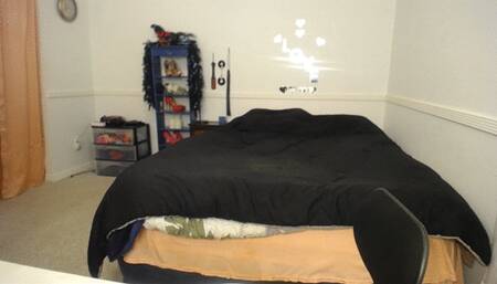 Eating & Expanding Food Porn Close Up