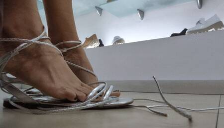 Katherine barefoot Queen on sexy flat sandals