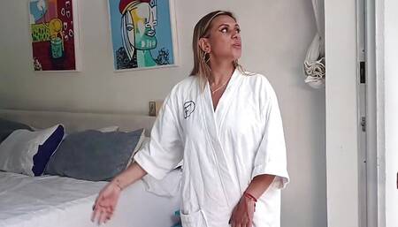 Mara invites Cris_LaCobra to her bedroom to fuck him very well