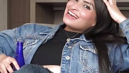 Amateur big ass Latina gets rimjob pussy pounding at casting POV