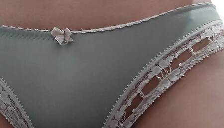 Dream girl hairy pussy show for lovers