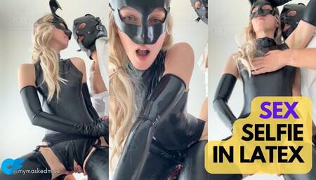 Sex Selfie: Latex Domina trains her Toyboy