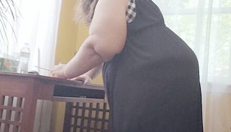 Serve your SSBBW boss