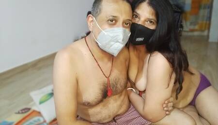 Bhabhi getting hot and riding Boyfriend.