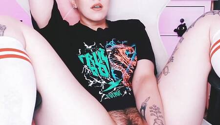 My pussy loves all kinds of pleasure