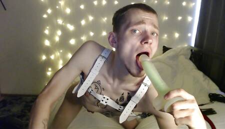 Endo Show Hole Spank Ass and Suck Dildo