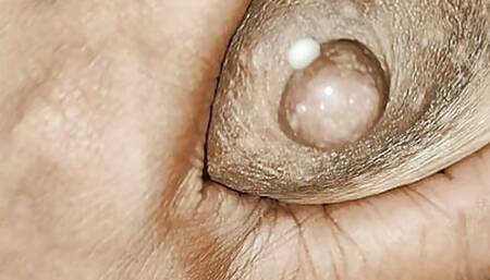 Indian Bhabhi Hot Pussy Close-up Portrait Mobile Video Hindi Voice