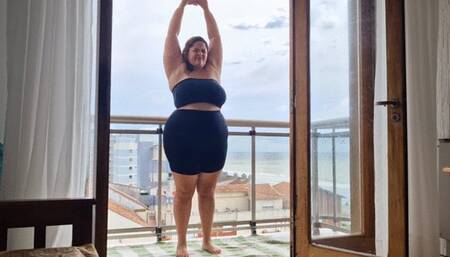 BBW MORNING YOGA ROUTINE