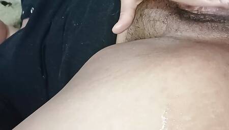 clitoris hard from so much horniness, this bitch ejaculates pulsing her pussy, making me squirt cum on her thick thighs