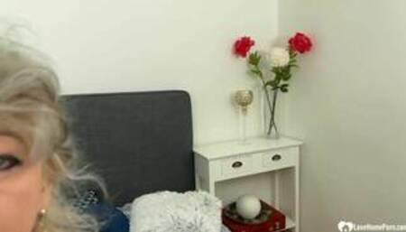 Busty granny still has a beautiful body