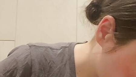 Quick Lunchtime Orgasm