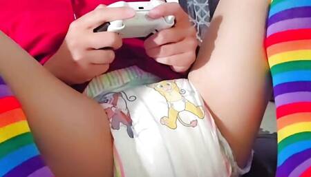 Gamer Wets & Messes Diaper