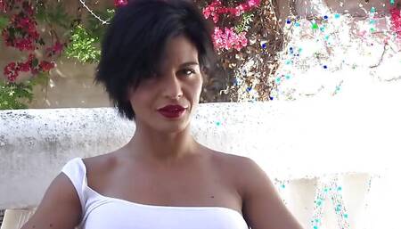 The Hot Mature Neighbour You'd Love to Have! Natali Quinn's Big Boobs for You to Enjoy