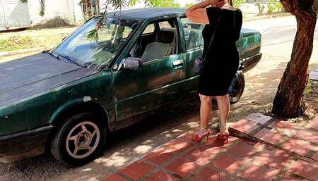 I try to start the car while pumping its pedals(1)