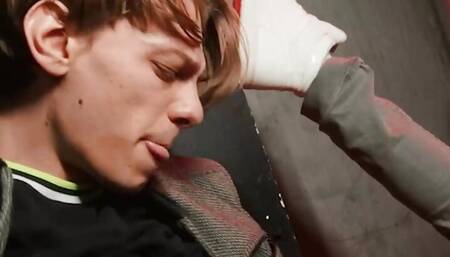 TWINKPOP -  Leo Louis Takes It Deep In Missionary Before He Gets Drilled In Piledriver Till He Orgasms