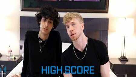 NastyTwinks - High Score - TJ Smokez and Jesse Stone Play Games - High Score Tops!