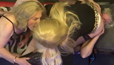 Sir Rob and three Tgirls, Rimming and Sucking!