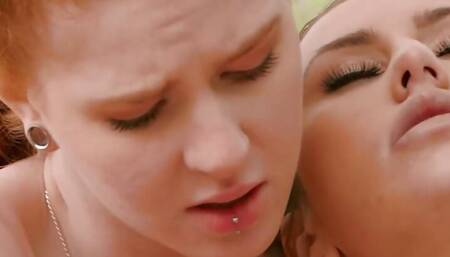 TWISTYS - Lesbian Hotties Jane Rogers & Paige Owens Lick Each Other's Pussy After A Mountain Bike Ride