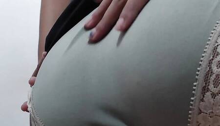 Showing assets.. big boobs, showing pussy and boobs