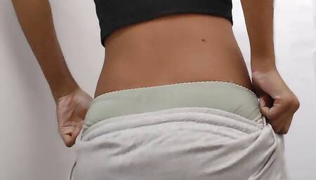 MASTRUBASI IN SCHOOL BATHROOMS