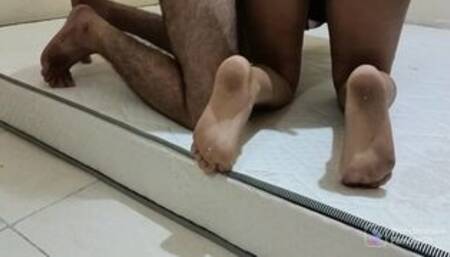 Pakicouple2223