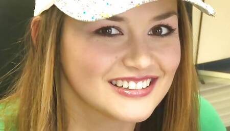 Pretty Teen Gets Her Shaved Pussy Kissed and Boned by a Dude with Big Dick on the Bed