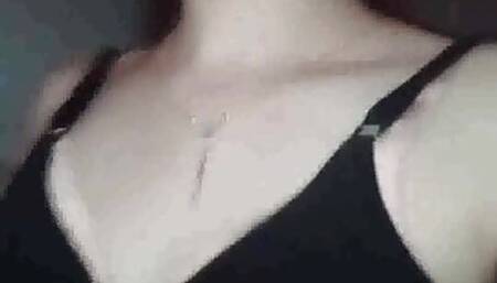 Aunty body show