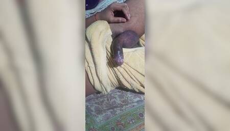 Bhabhi Ko Chuch Ko Dekh Kar Mutthi Mari