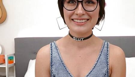 Slutty amateur deepthroat gal gets fucked after casting