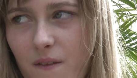 Horny skinny amateur girl gets fucked in the backyard