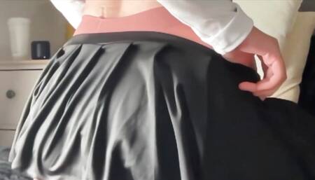 Mature Wife Masturbates to Multiple Squirting Orgasms