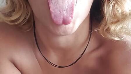 Horny Venezuelan explores with her toy - Tatty Rios