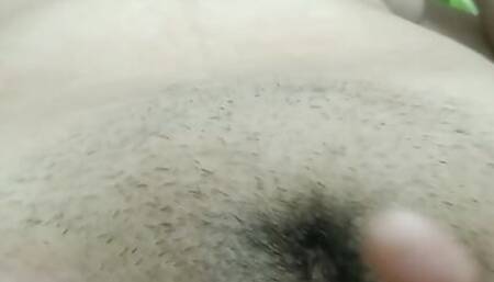 Cute Vietnamese stepsister blows a blow to me so attractive