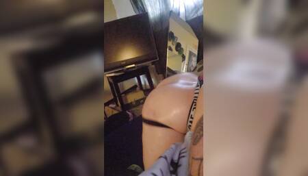 Fat ass white boy twerking