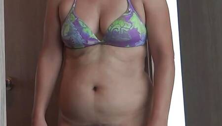 The beach turns me on too much and I need to have sex, I love a big cock in my ass