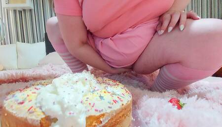 (MUST SEE) Filthy BBW Slut Tilly D Farts Whipped Cream All Over Cake