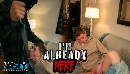 I'm Already Here - Archie Talks to TJ Smokez via Hookup App - Sends Dick Pics - TJ Come Over... Woops He's Already Here!