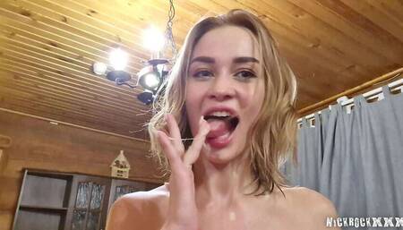 Loren Strawberry's Public Bath Sex Adventure