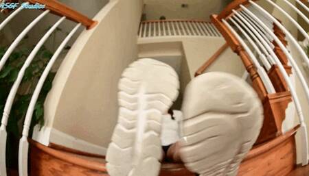 New girl, FOOT VIRGIN, big funky dirty feet! Sneakers and socks! - MP4