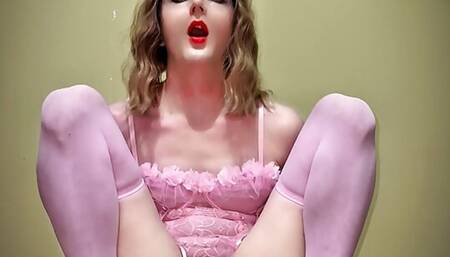 Mandi Mount - Pretty In Pink