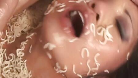 Oodle of Noodles as Kaiya Lynn Slurps on a Cock