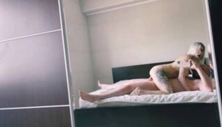 Blonde Babe with Big Tits Has Homemade Sex with Big Cock