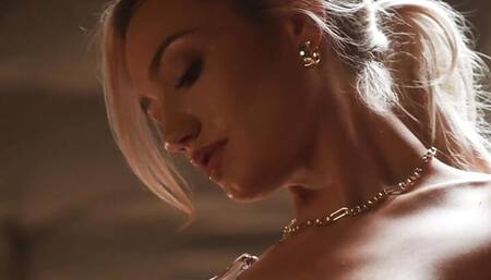 Deeper. Erotic Artist Mia Becomes Collectors Latest Obsession