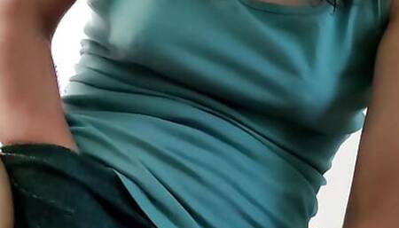 I suck your very big cock and touch myself in front of you, squirt for me! Dazzlingfacegirl