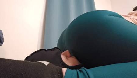 Gym leggings facesitting ignore session