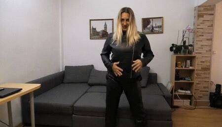 Love in leather clothes ORDER MP4 b