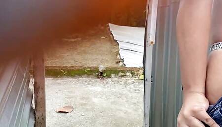 Camera records WOMAN in beach dressing room without realizing it (LATINA VOLUPTUOSA)